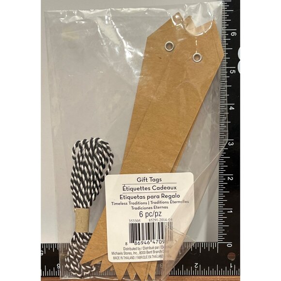 Happy Holidays Brown Kraft Paper Gift Tags With silver Glitter & String 6 pack - Picture 3 of 3